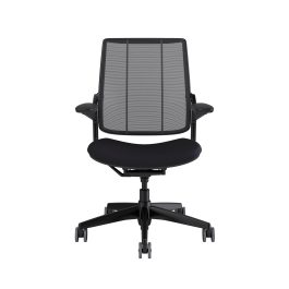 DIFFRIENT SMART CHAIR – BLACK FRAME BLACK FABRIC